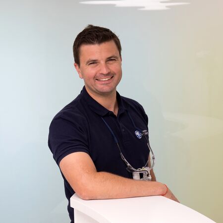 Zahnarzt und Implantologe Ivan Georgiev